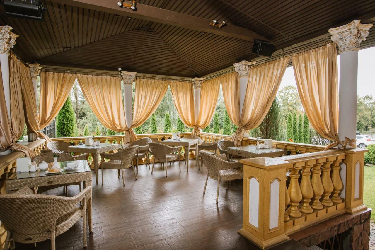Курортний Готель Золота Корона Truskavets Exterior photo